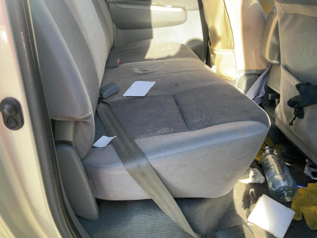 Photo '16' of Toyota Hilux TD SR5 DC