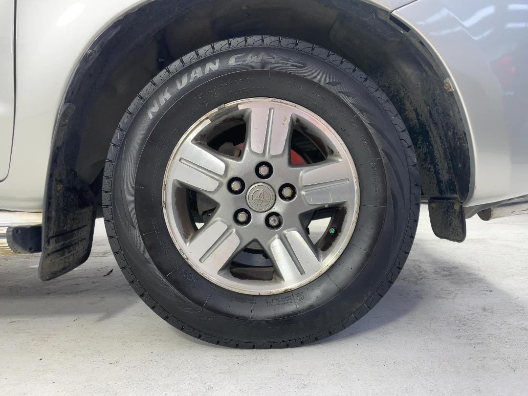 Photo '9' of Toyota Hilux