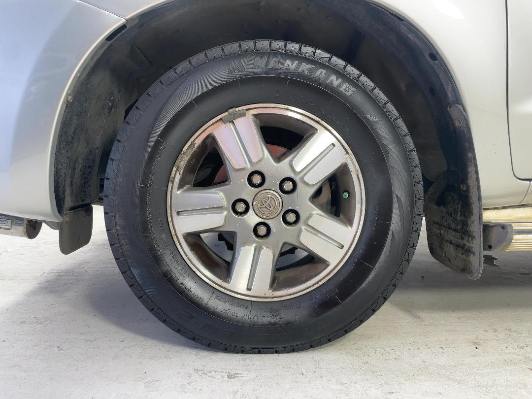 Photo '10' of Toyota Hilux