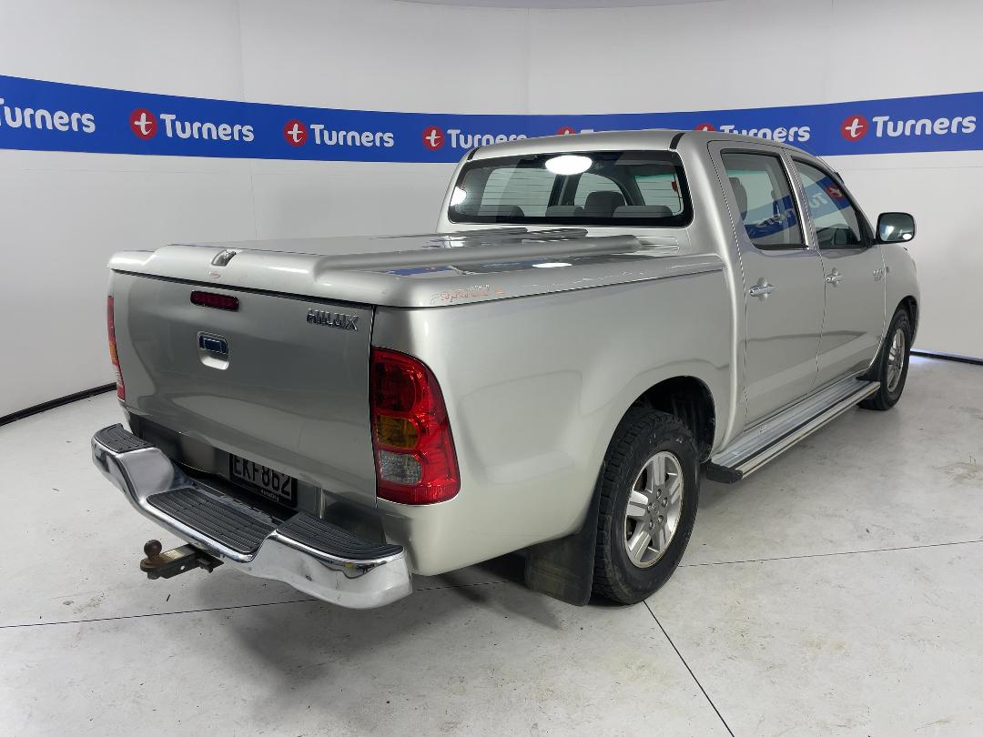 Photo '7' of Toyota Hilux