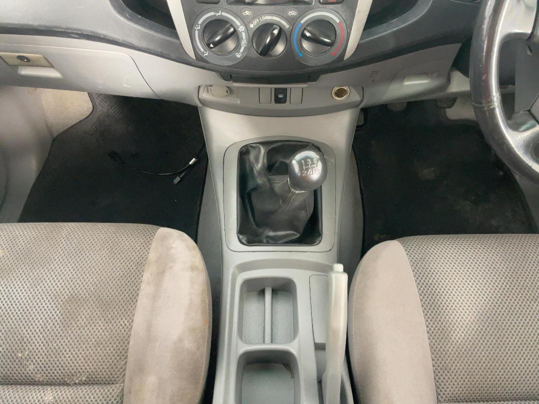 Photo '18' of Toyota Hilux