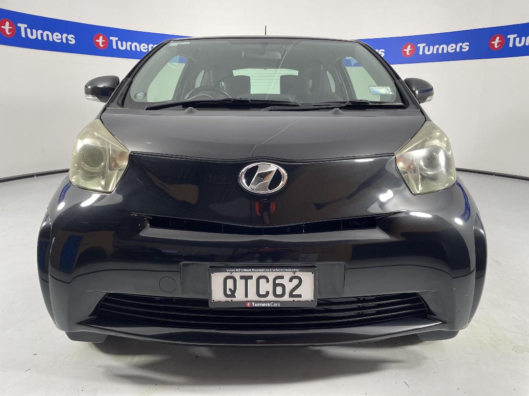 Photo '2' of Toyota IQ