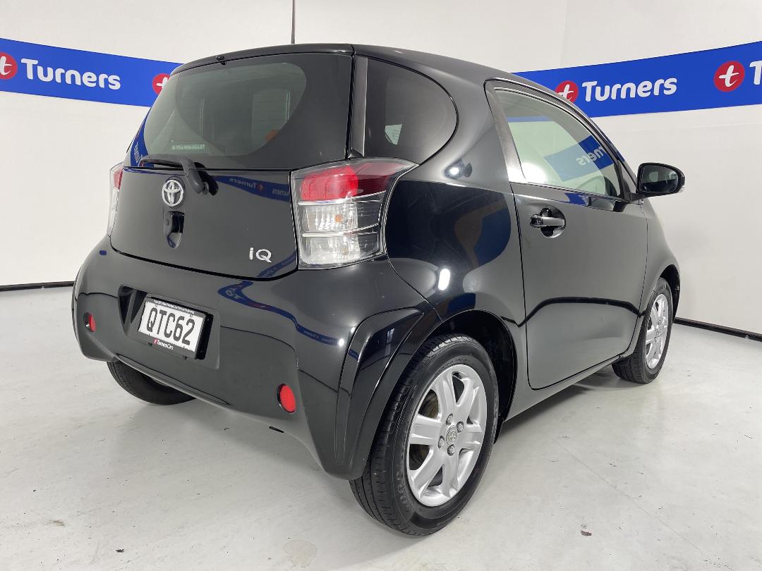 Photo '7' of Toyota IQ