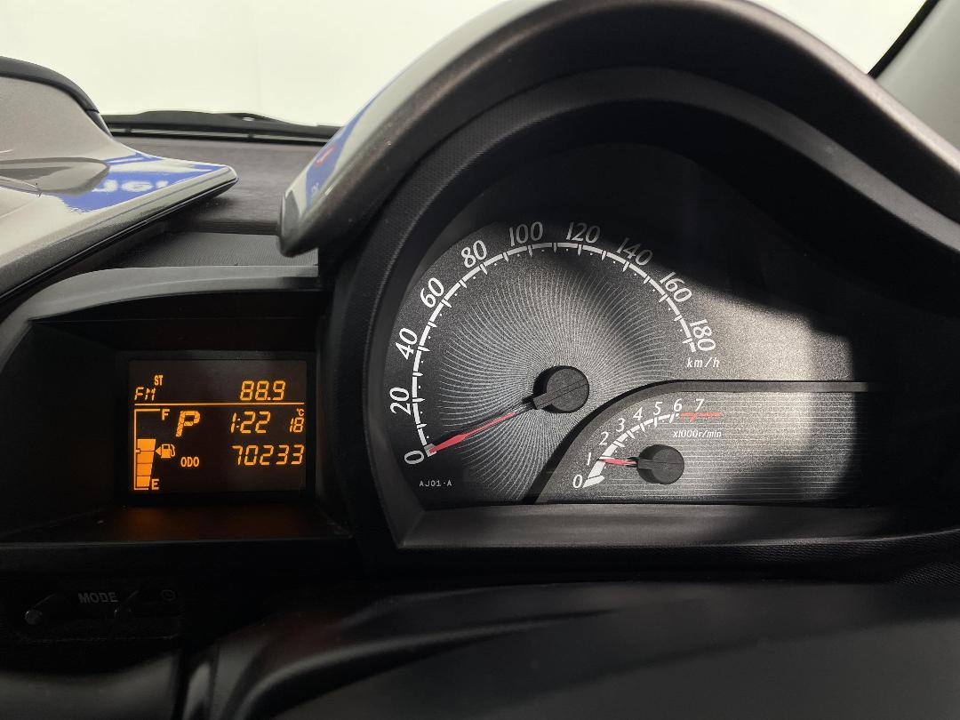 Photo '20' of Toyota IQ