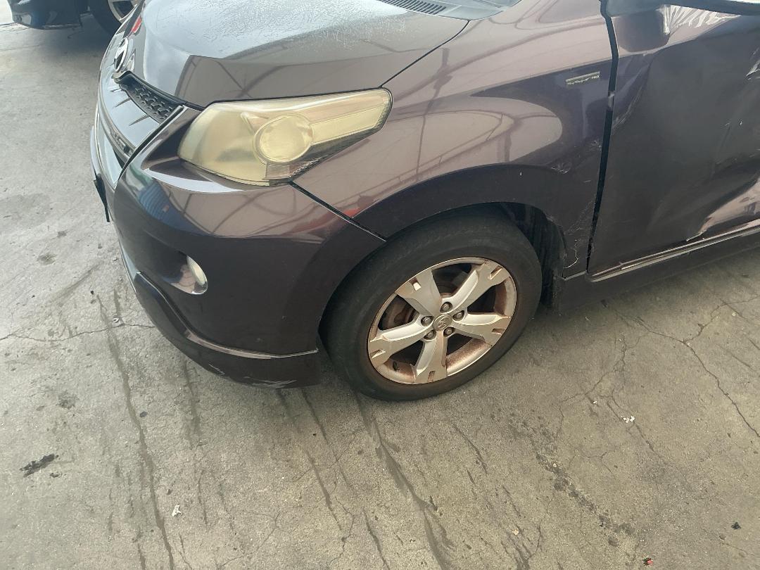 Photo '7' of Toyota IST