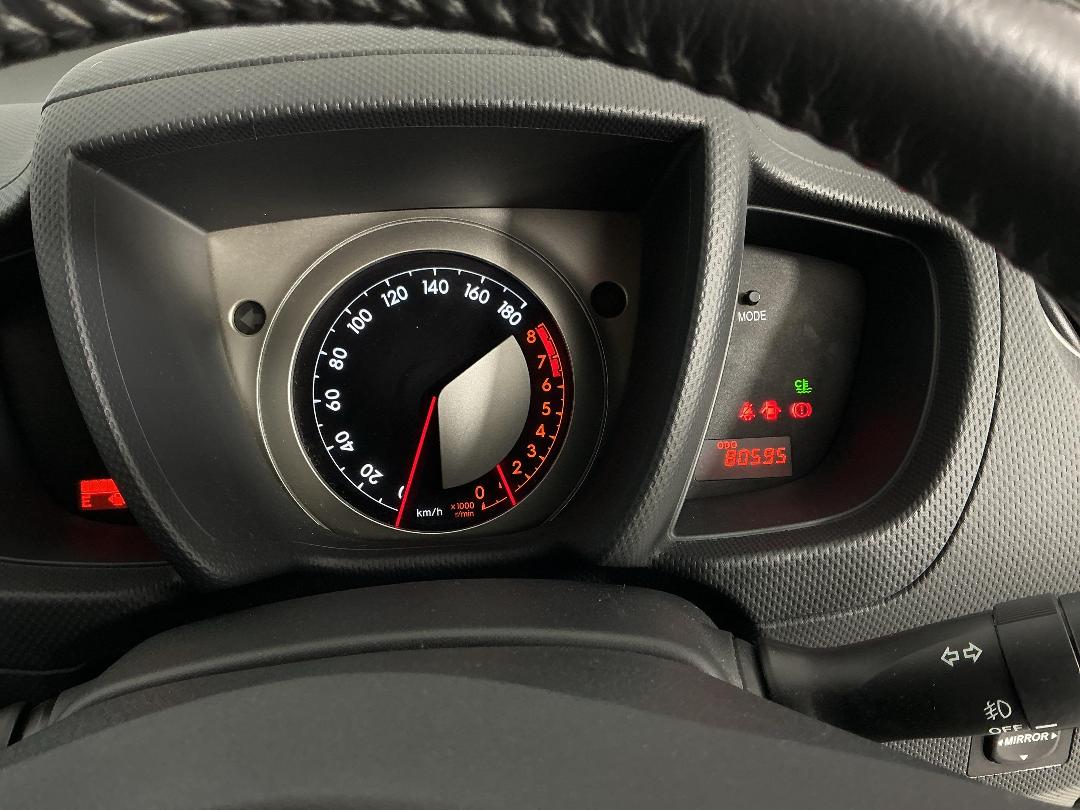 Photo '21' of Toyota IST Photo '21' of Toyota IST