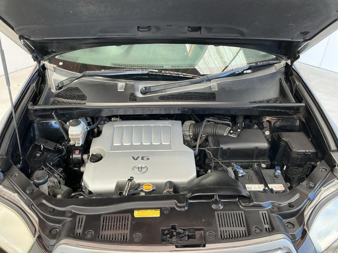 Photo '13' of Toyota Kluger