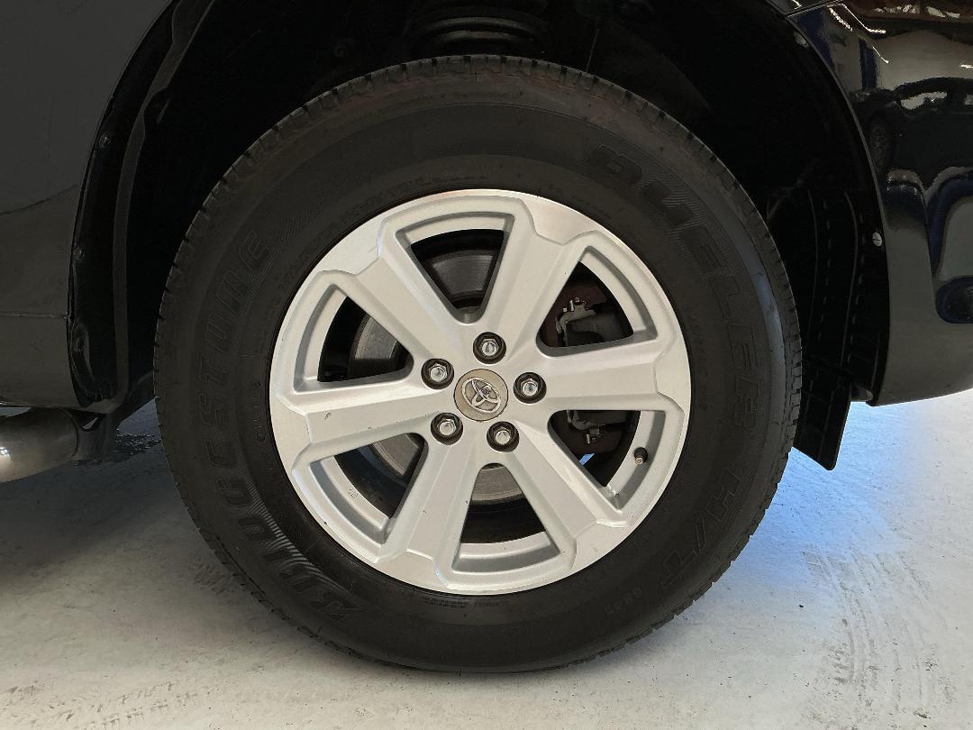 Photo '9' of Toyota Kluger