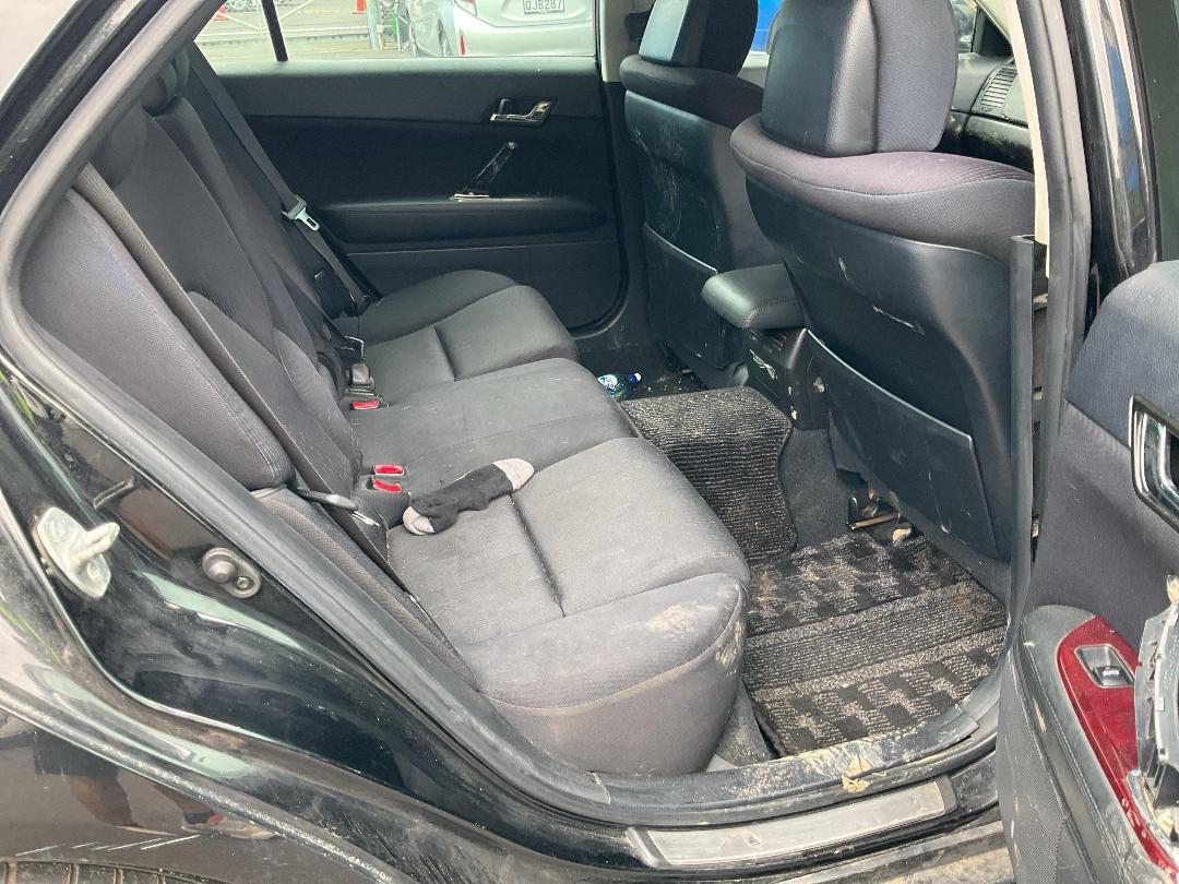 Photo '14' of Toyota Markx Photo '14' of Toyota Markx