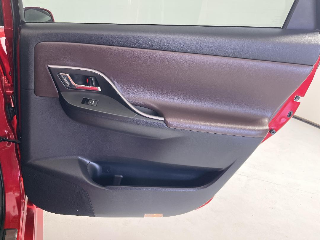 Photo '19' of Toyota Markx Photo '19' of Toyota Markx