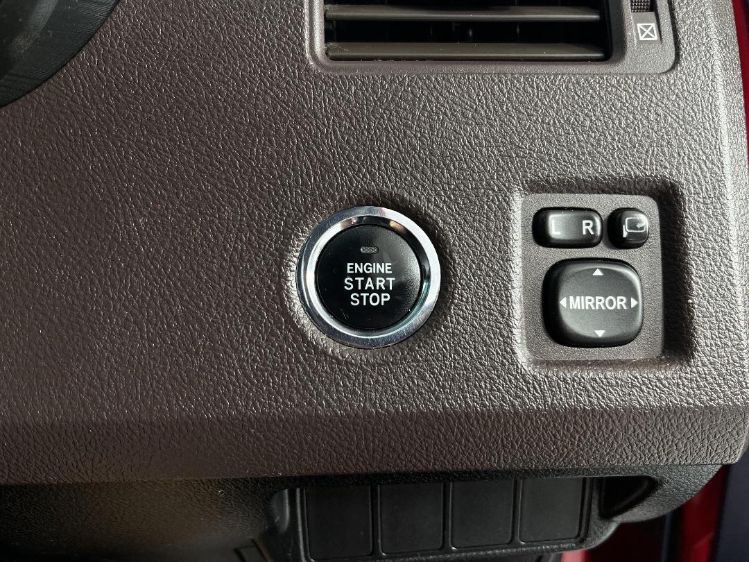 Photo '26' of Toyota Markx Photo '26' of Toyota Markx