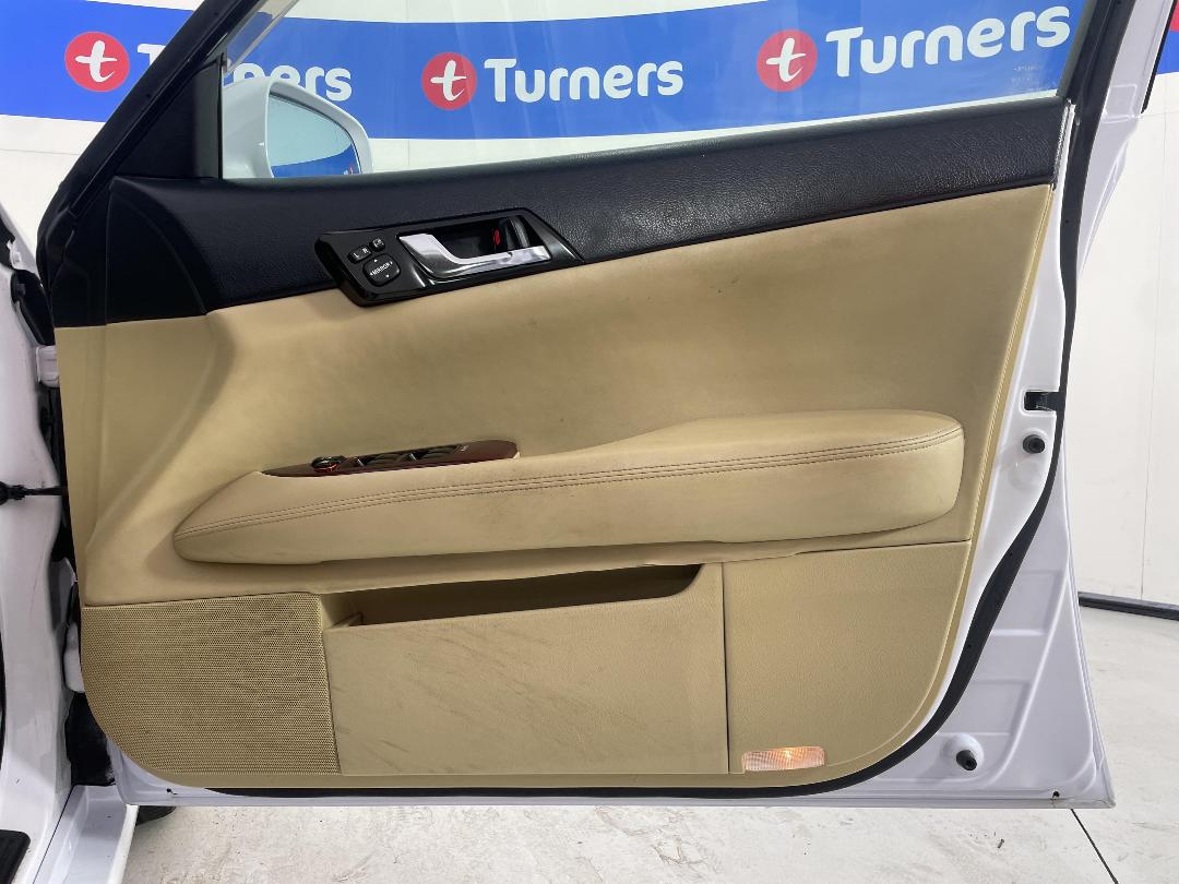 Photo '15' of Toyota Markx Photo '15' of Toyota Markx