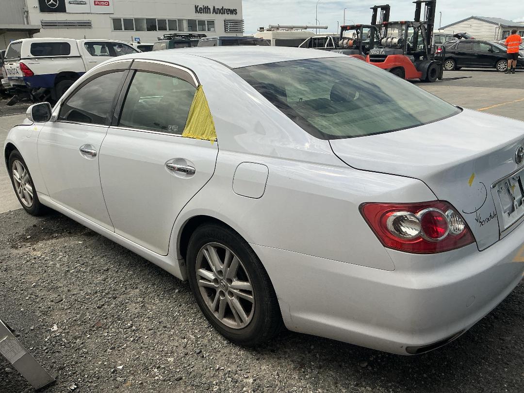 Photo '4' of Toyota Markx