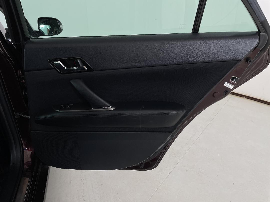 Photo '19' of Toyota Markx Photo '19' of Toyota Markx