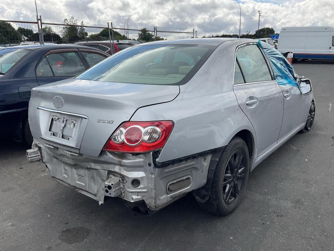 Photo '4' of Toyota Markx