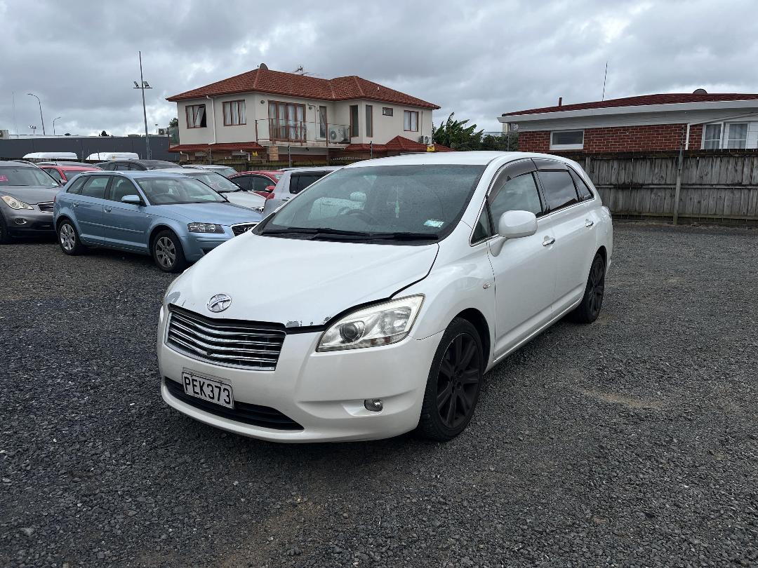 Photo '3' of Toyota Markx ZIO