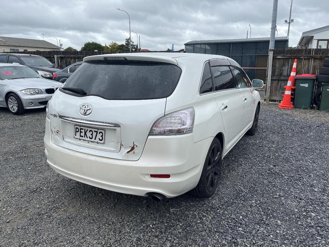 Photo '6' of Toyota Markx ZIO