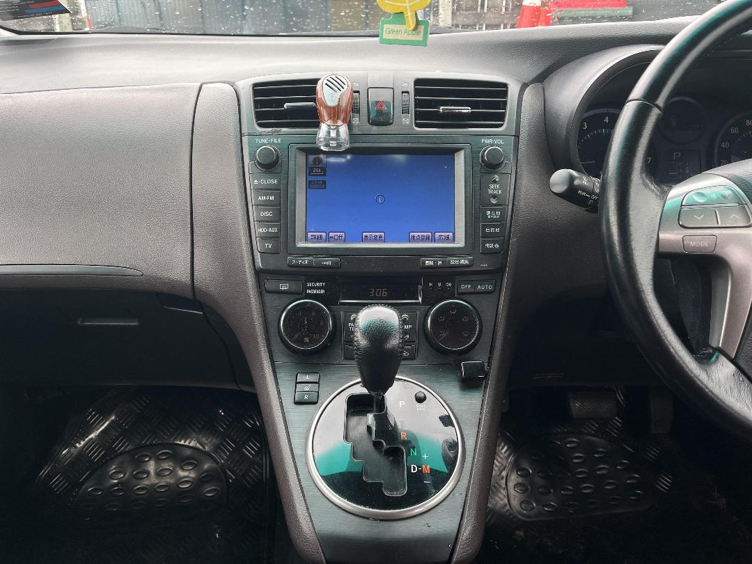 Photo '16' of Toyota Markx ZIO