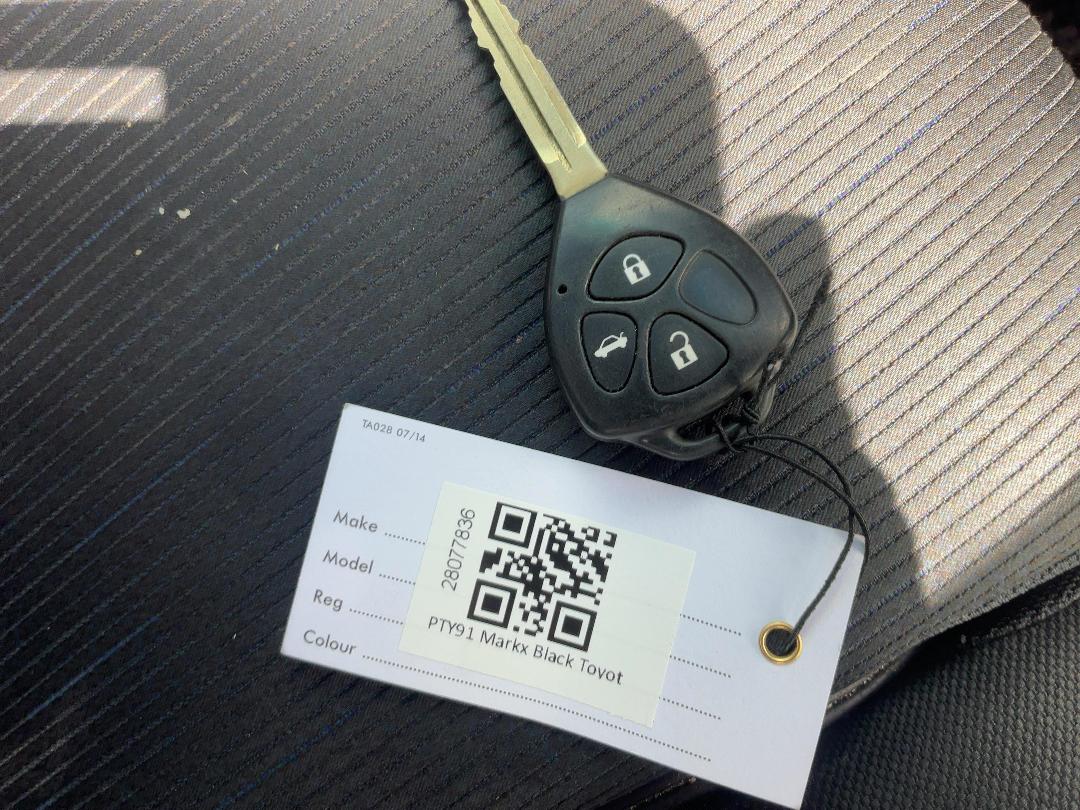 Photo '13' of Toyota Markx