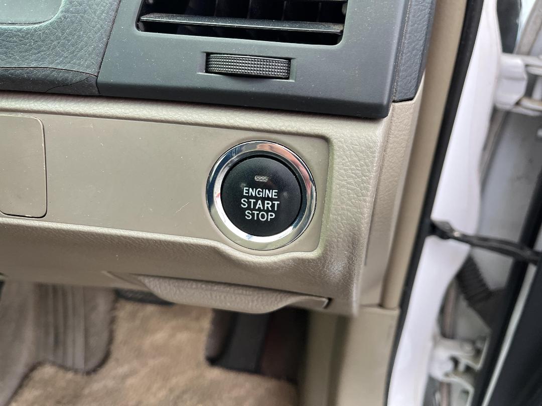 Photo '30' of Toyota Markx