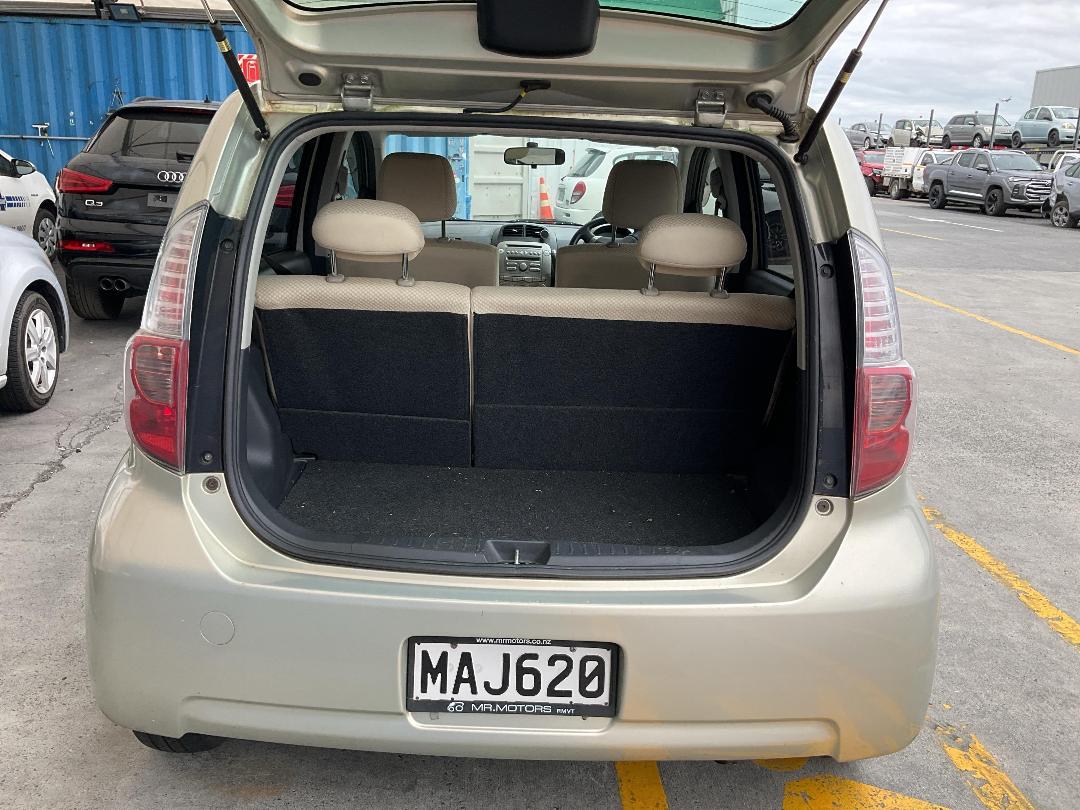 Photo '13' of Toyota Passo