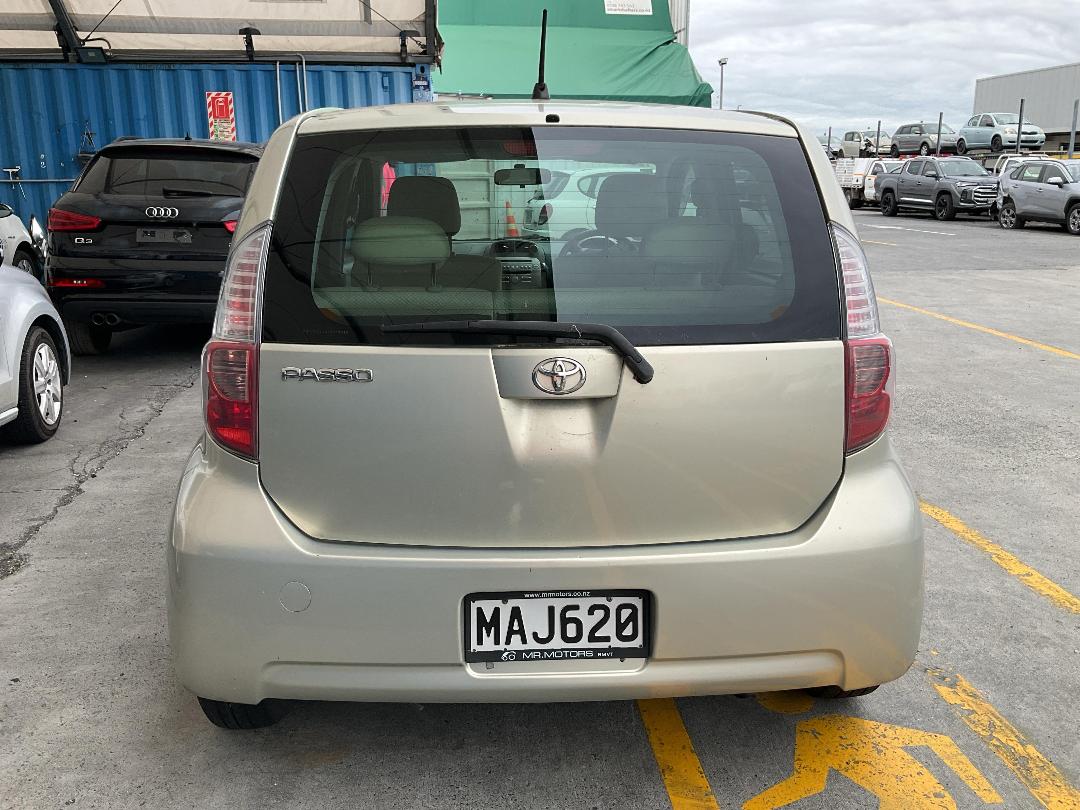 Photo '12' of Toyota Passo