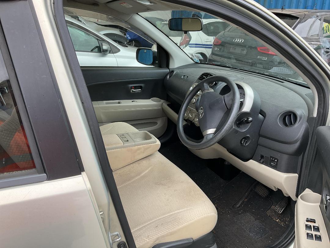 Photo '24' of Toyota Passo