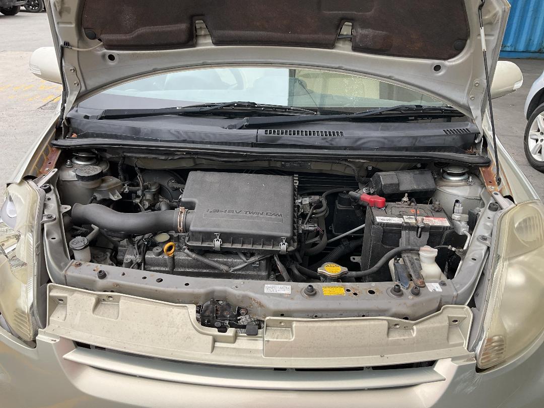 Photo '35' of Toyota Passo