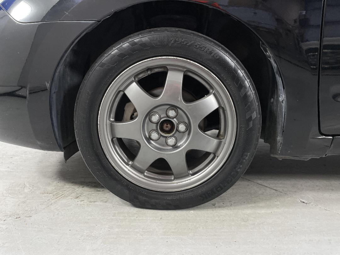 Photo '10' of Toyota Prius Photo '10' of Toyota Prius