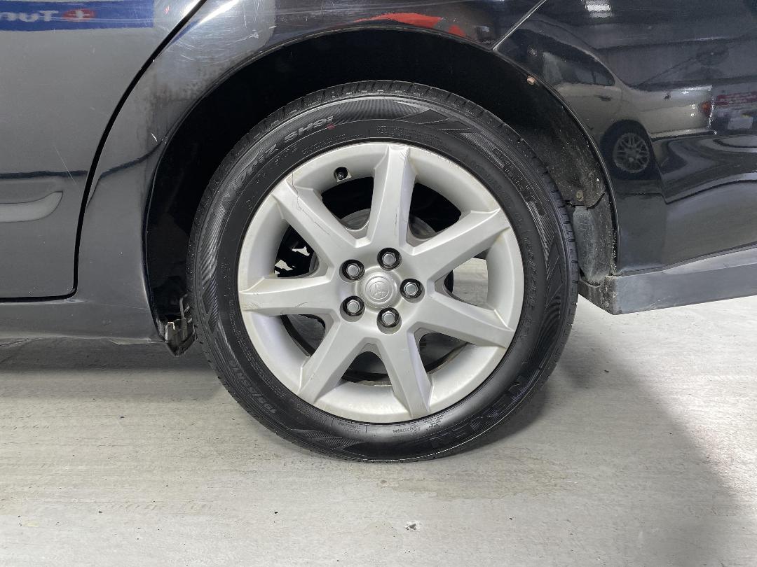 Photo '11' of Toyota Prius Photo '11' of Toyota Prius