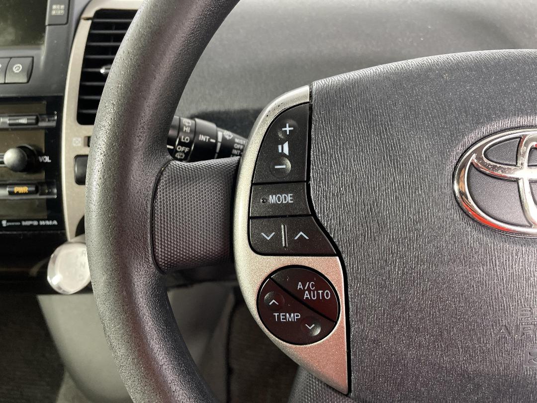 Photo '25' of Toyota Prius Photo '25' of Toyota Prius