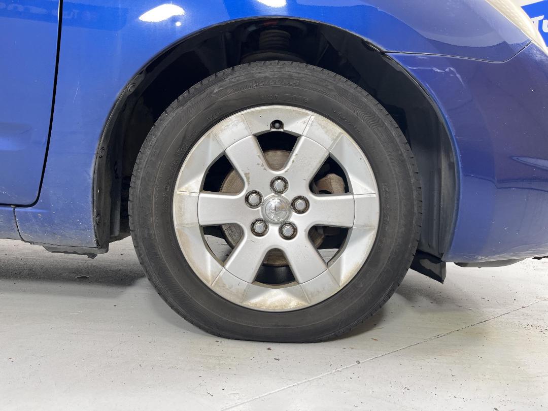 Photo '9' of Toyota Prius