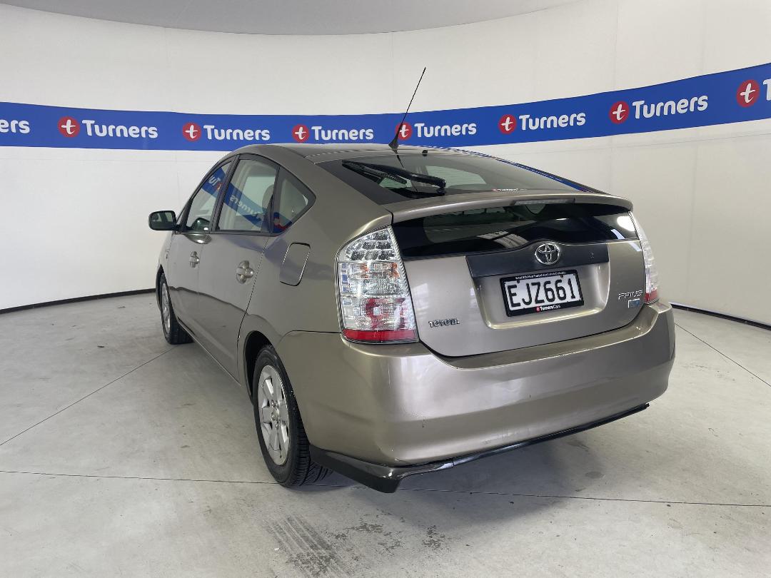 Photo '5' of Toyota Prius