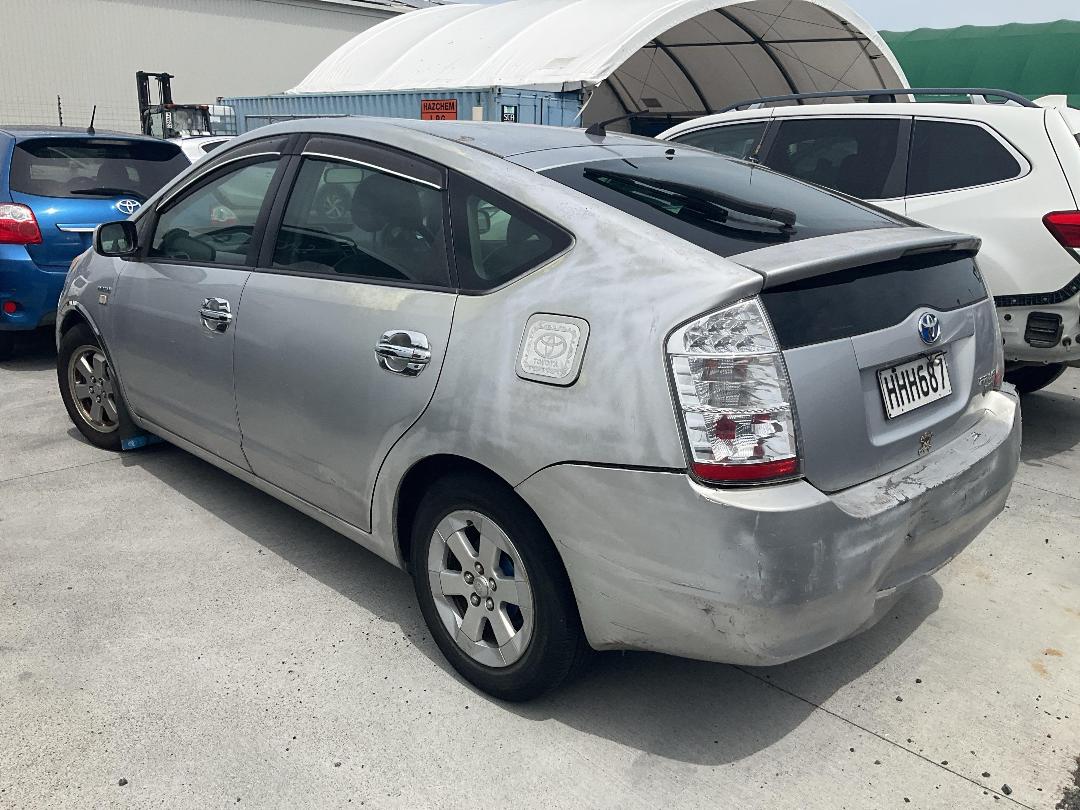 Photo '3' of Toyota Prius Hybrid Synergy Drive