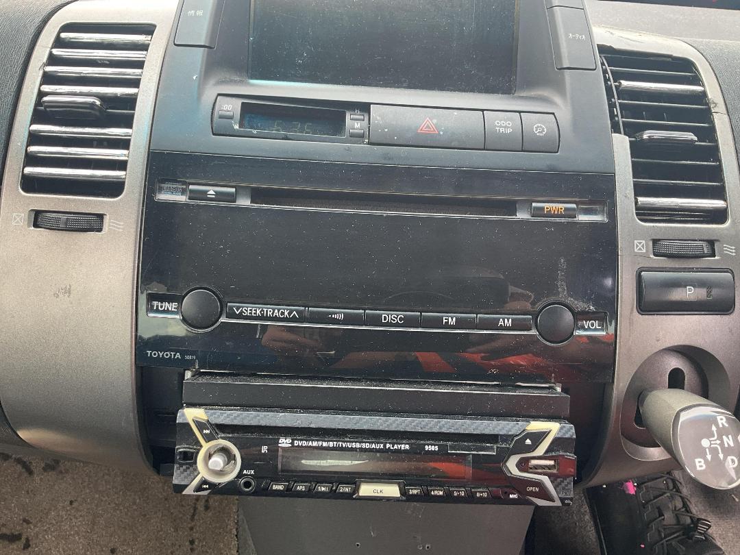 Photo '8' of Toyota Prius Hybrid Synergy Drive