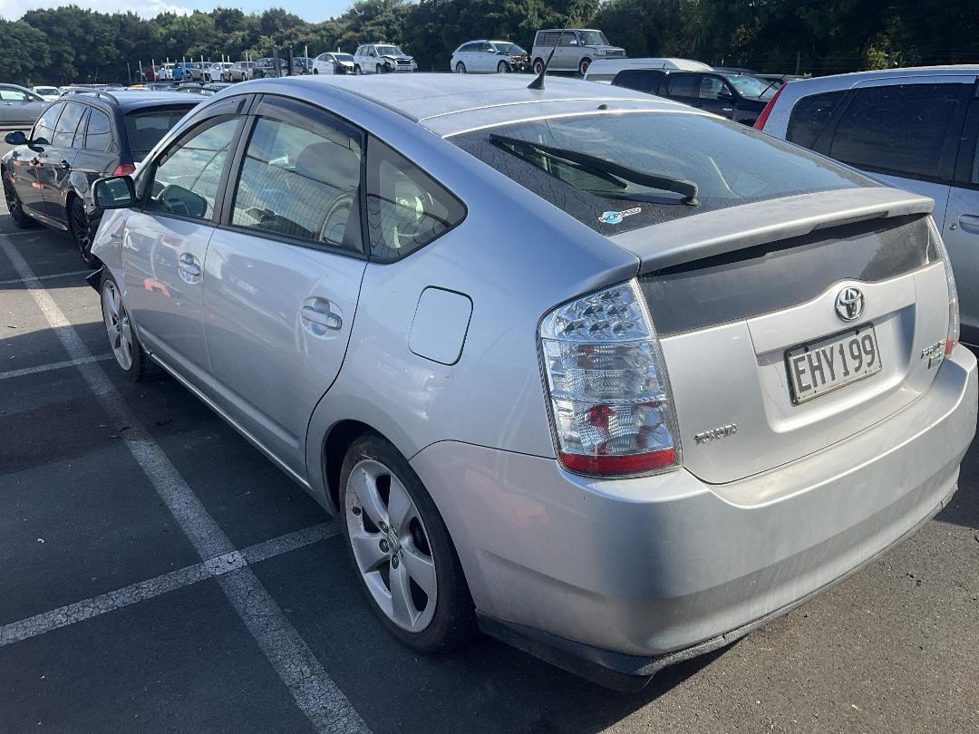 Photo '3' of Toyota Prius H5 E
