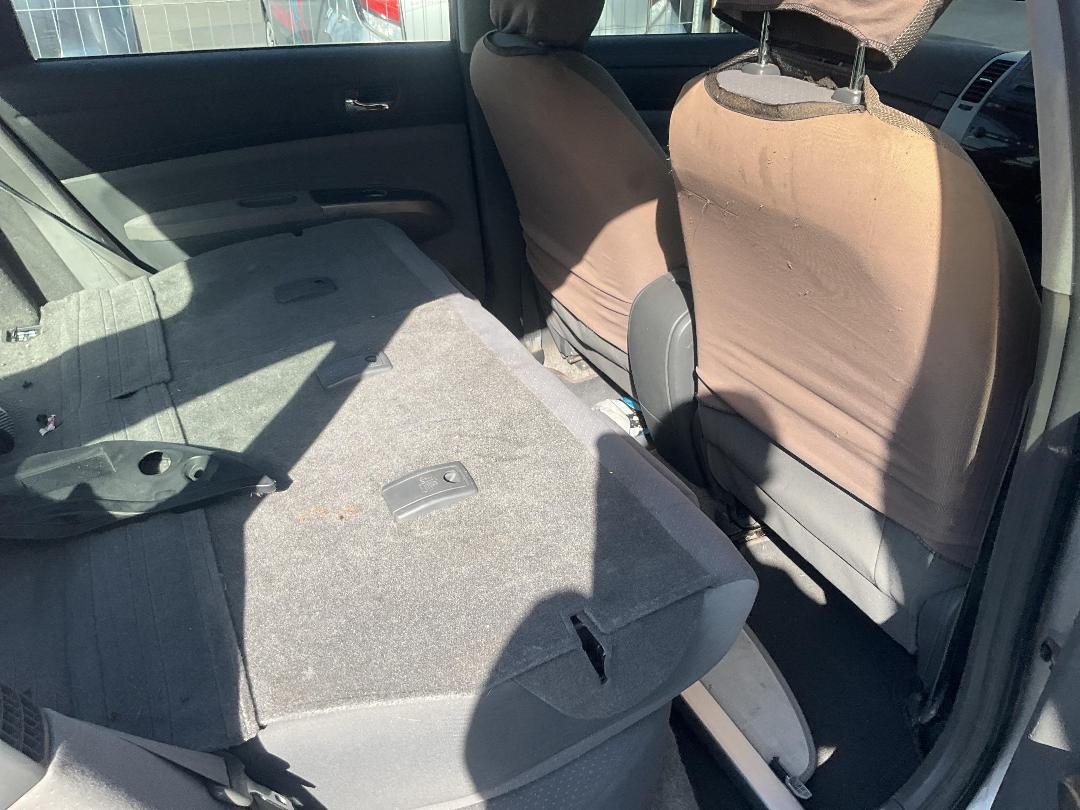 Photo '10' of Toyota Prius H5 E