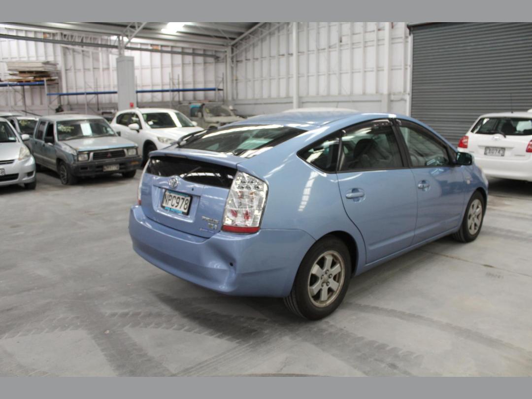 Photo '4' of Toyota Prius Hybrid