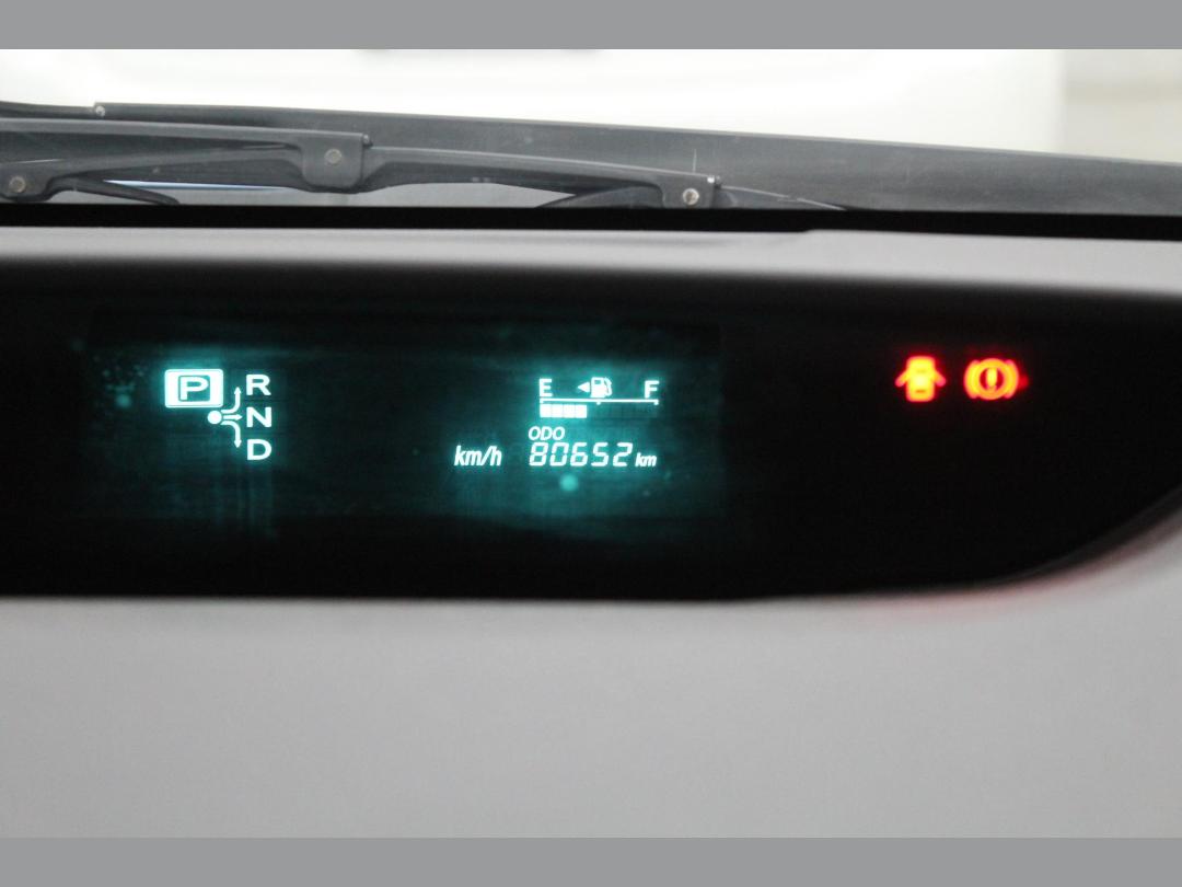 Photo '17' of Toyota Prius Hybrid