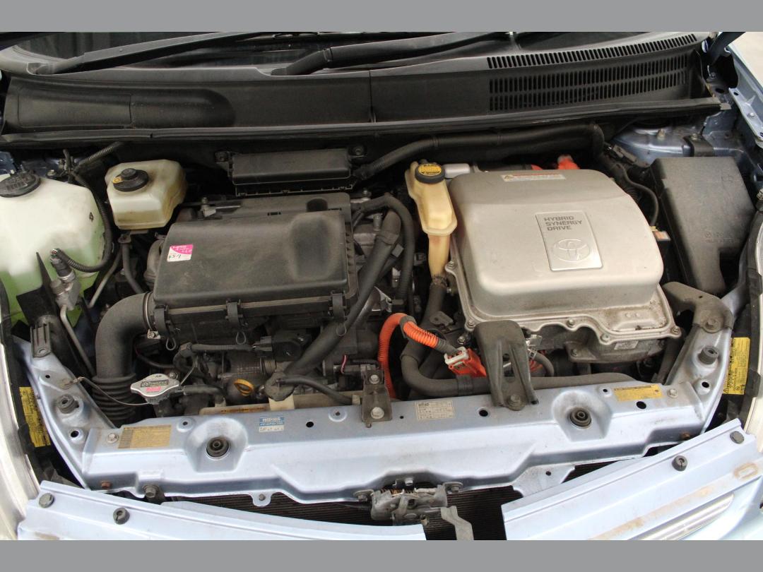 Photo '18' of Toyota Prius Hybrid