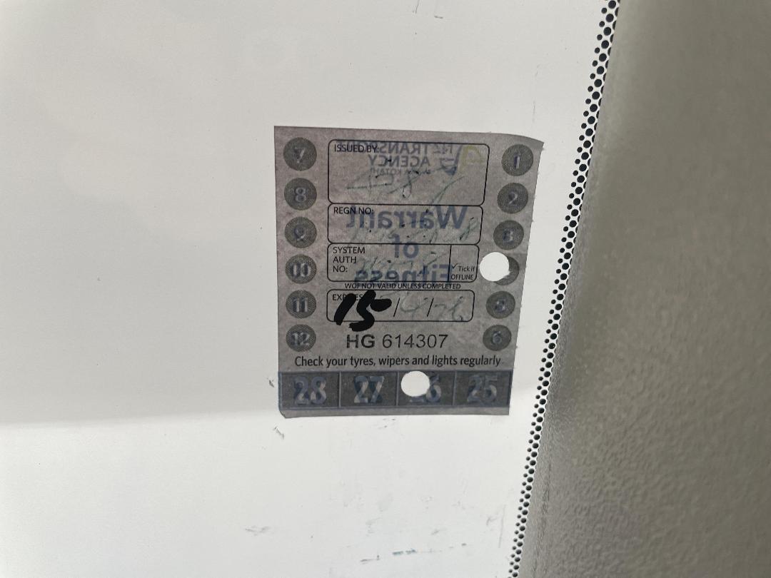 Photo '33' of Toyota Ractis