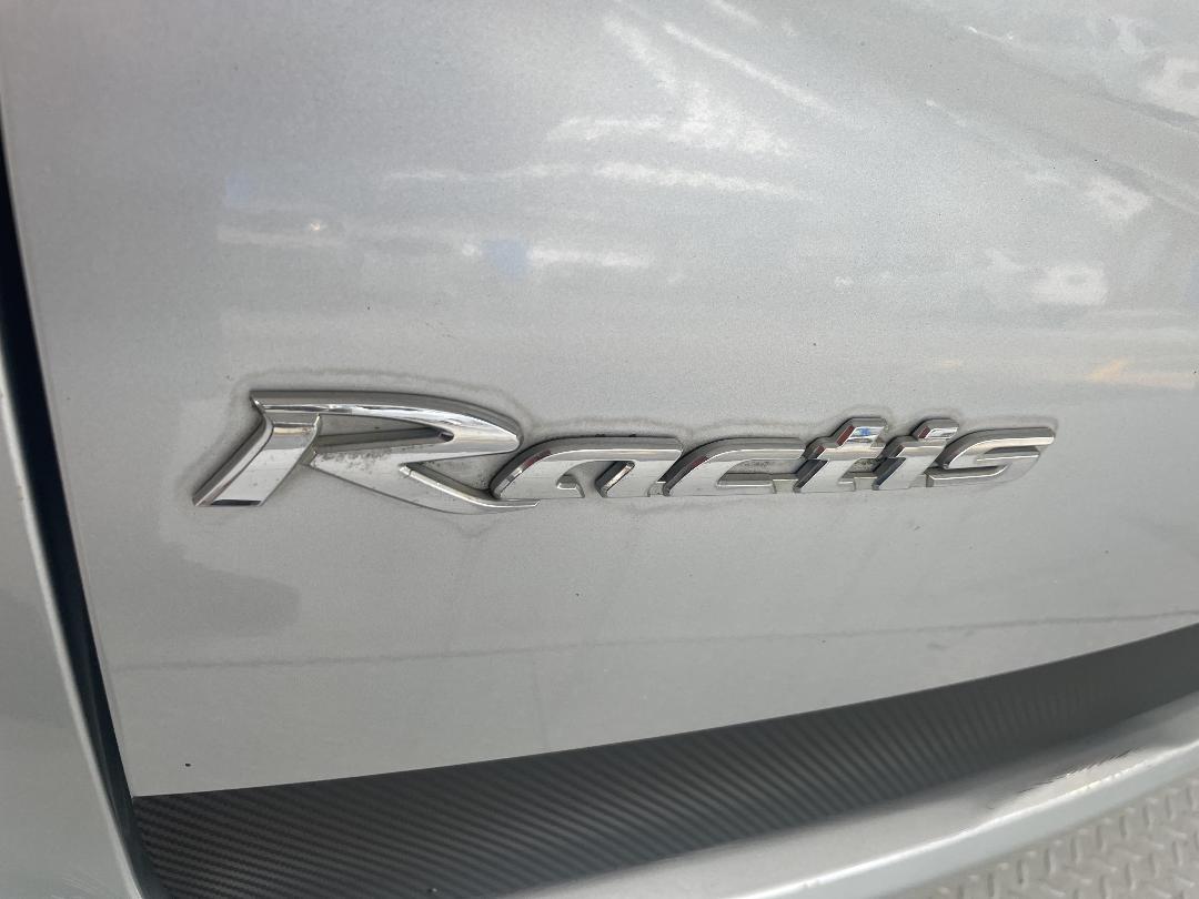 Photo '35' of Toyota Ractis