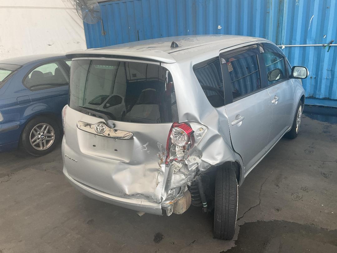 Photo '12' of Toyota Ractis Photo '12' of Toyota Ractis