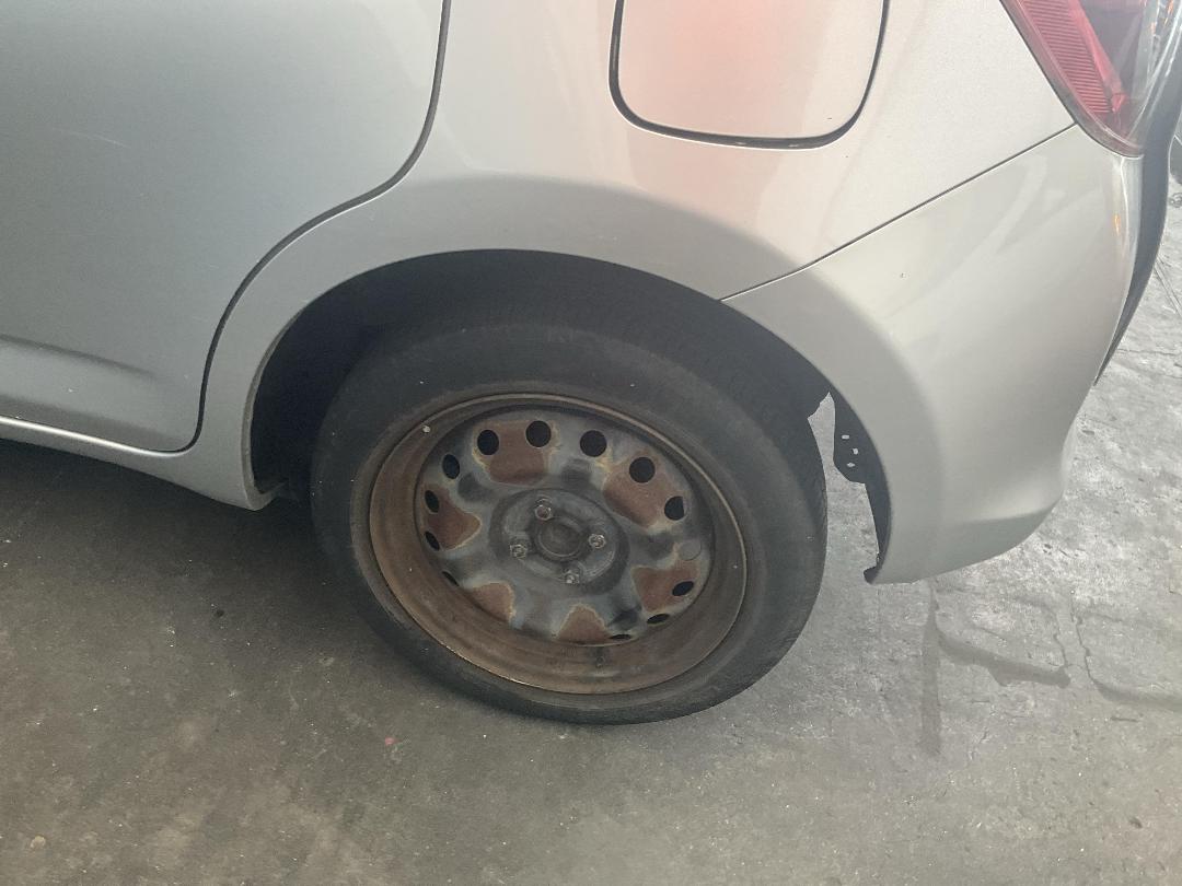 Photo '10' of Toyota Ractis Photo '10' of Toyota Ractis