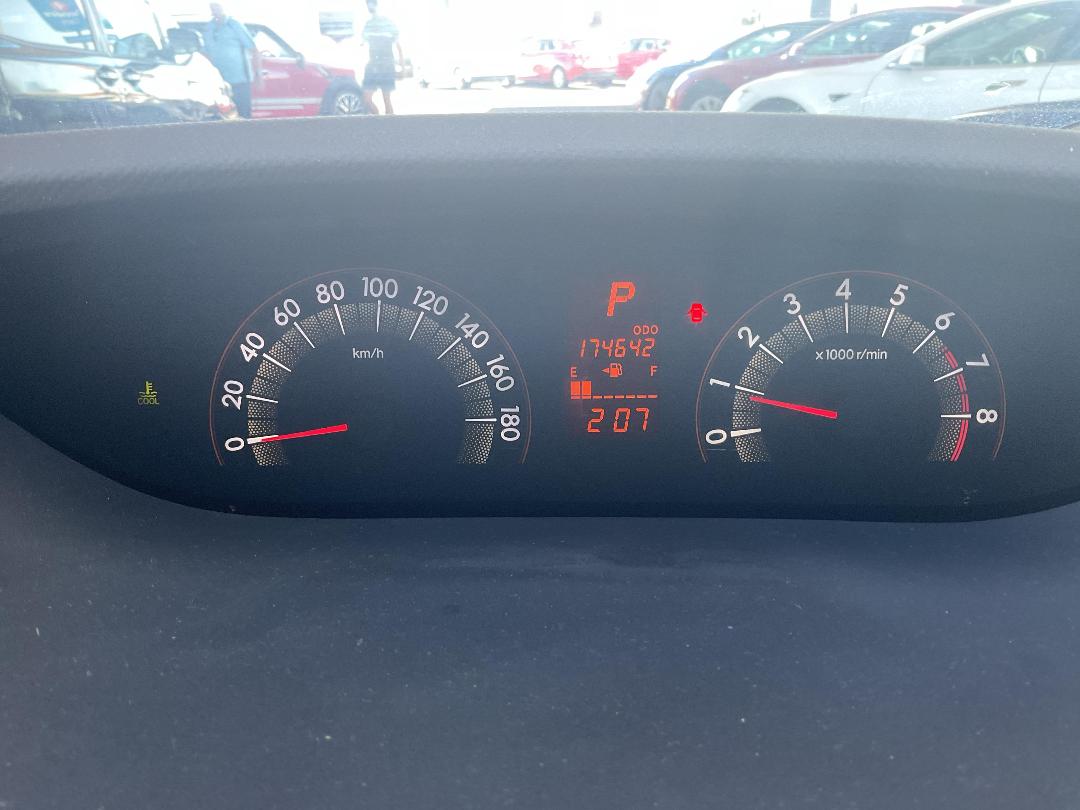 Photo '15' of Toyota Ractis Photo '15' of Toyota Ractis