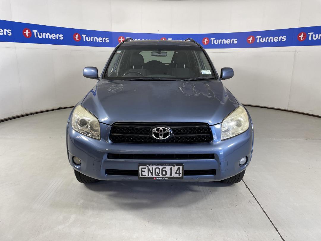 Photo '2' of Toyota Rav4