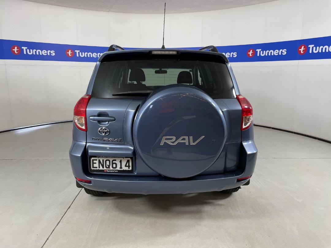 Photo '6' of Toyota Rav4