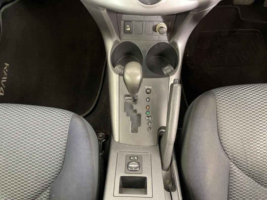 Photo '23' of Toyota Rav4