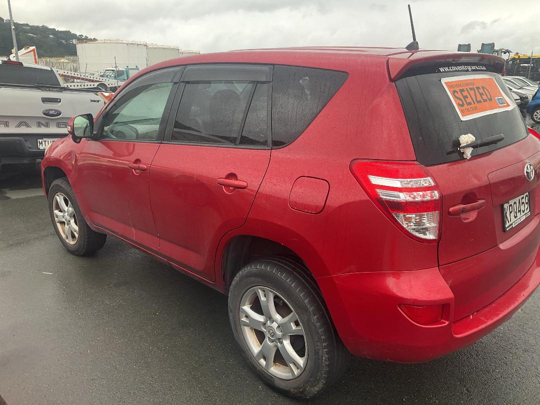 Photo '4' of Toyota Rav4 Photo '4' of Toyota Rav4