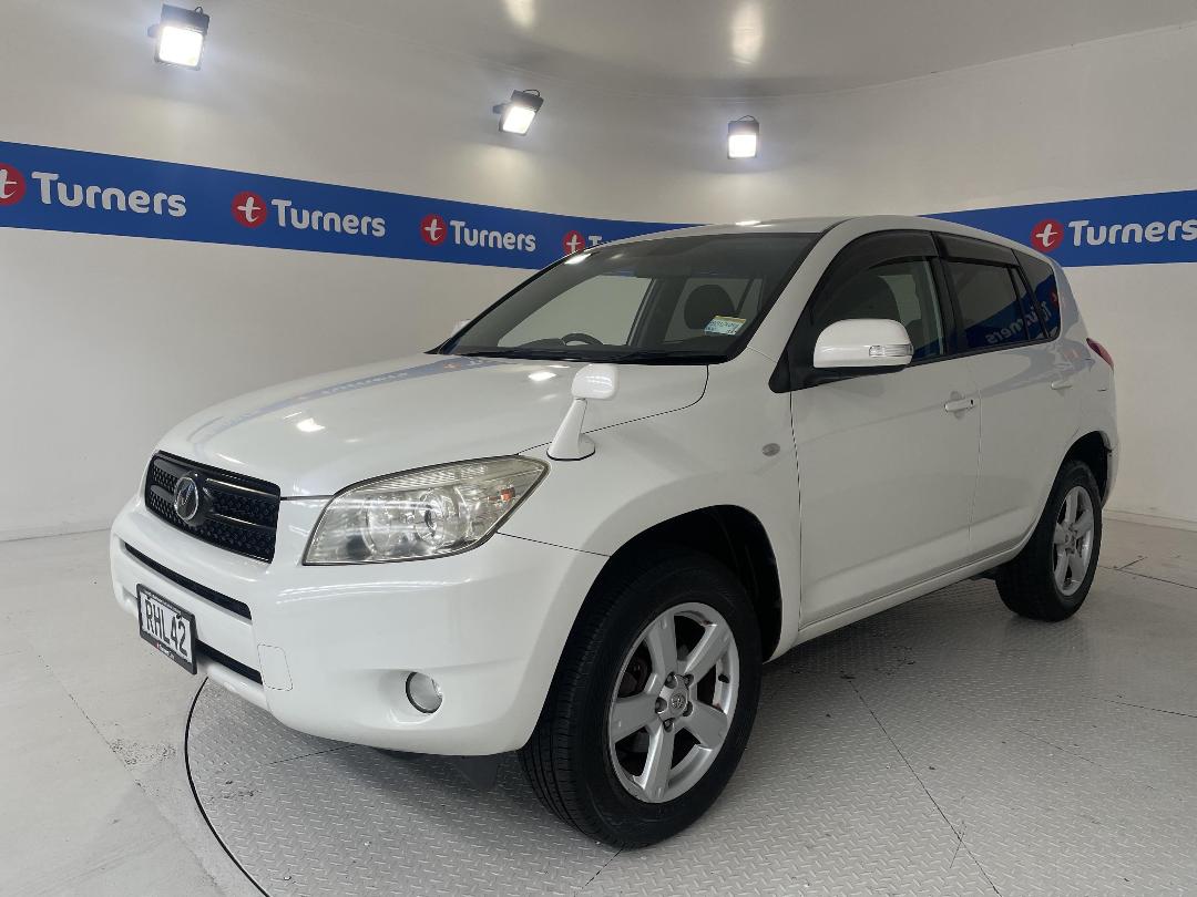 Photo '4' of Toyota Rav4